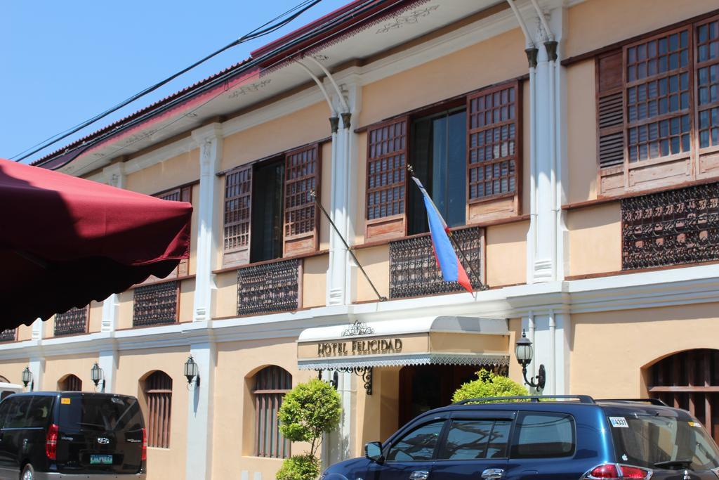 Hotel Felicidad Vigan Exterior photo
